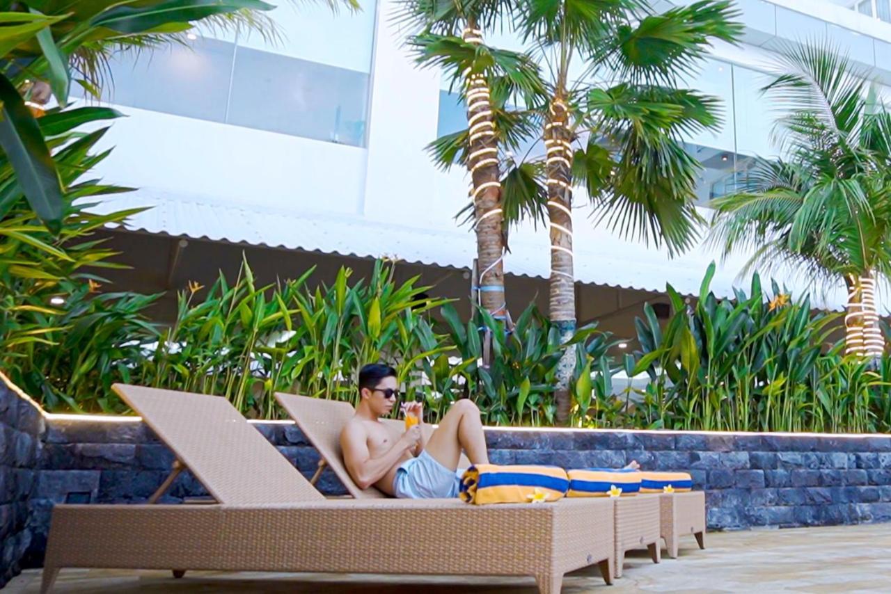 M Bahalap Hotel Palangka Raya Exteriör bild